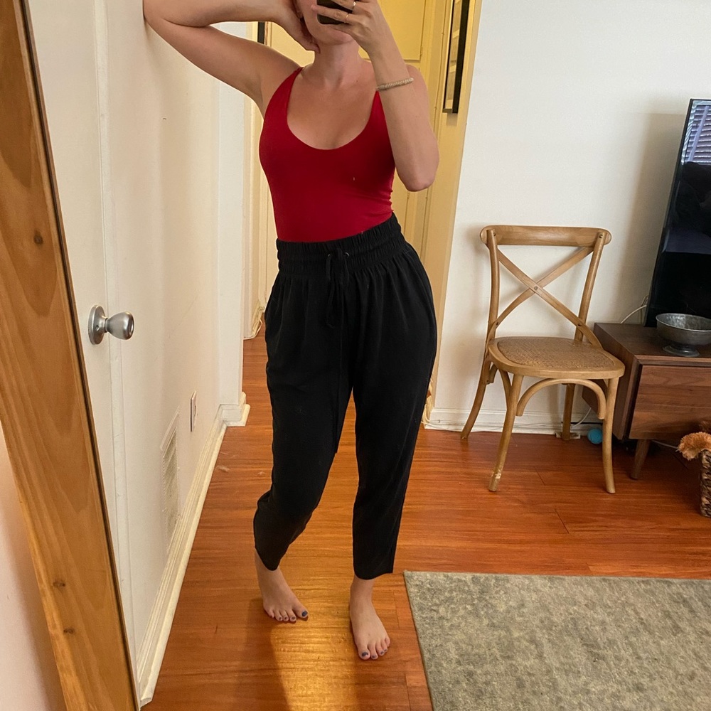 Fabletics new without tags jogger pants